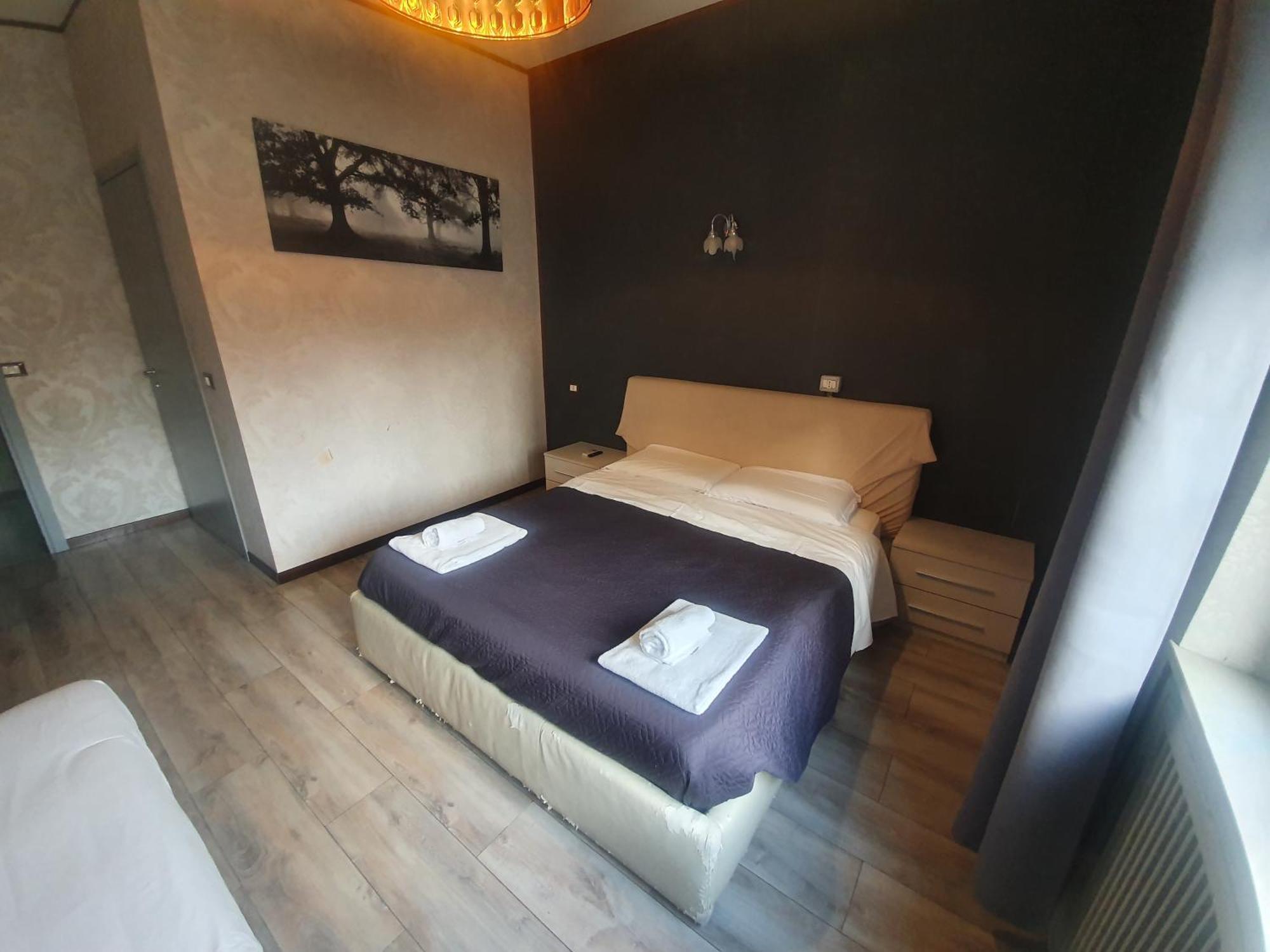 Hotel Sira House Milano Exterior foto