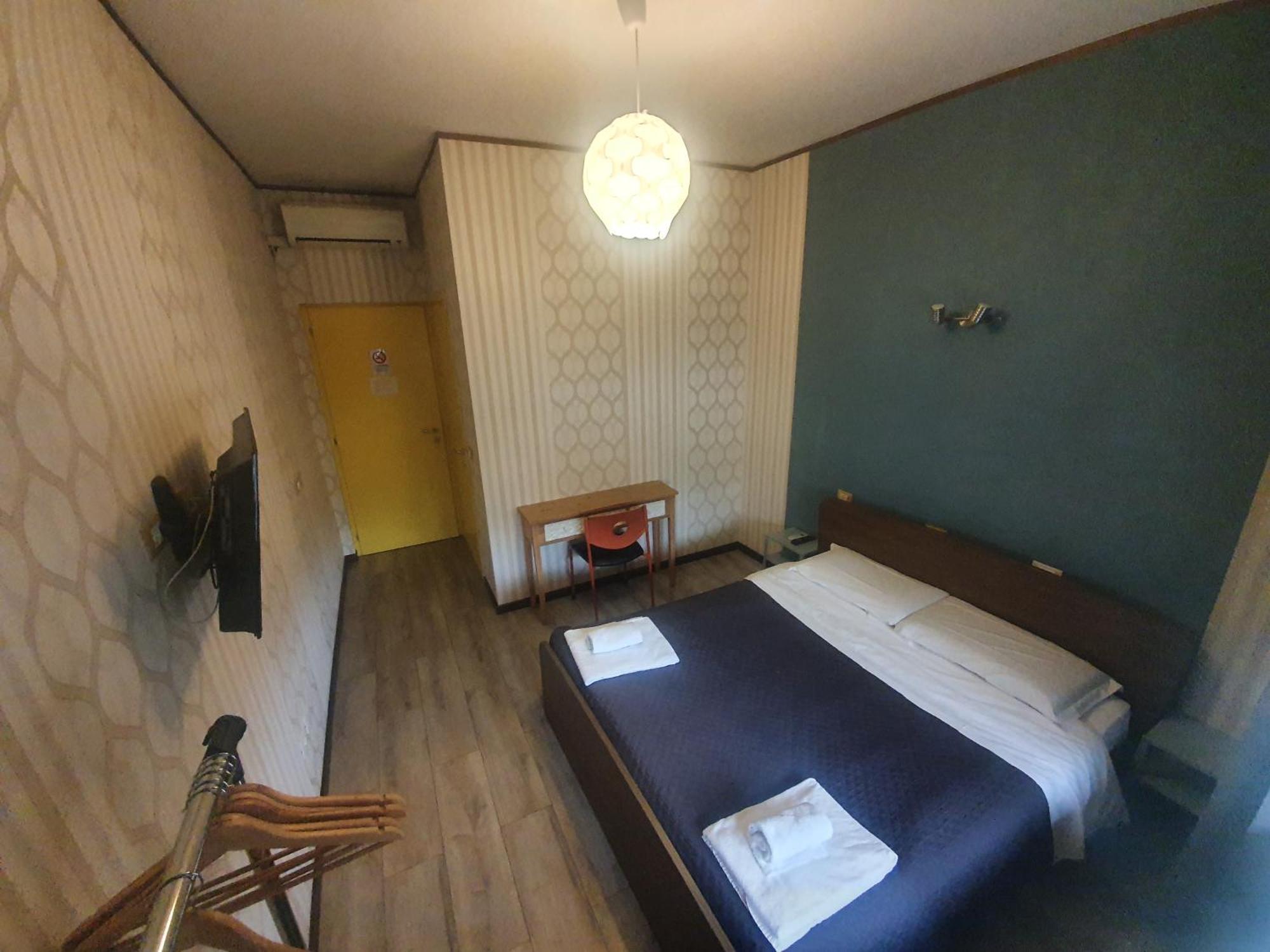 Hotel Sira House Milano Exterior foto